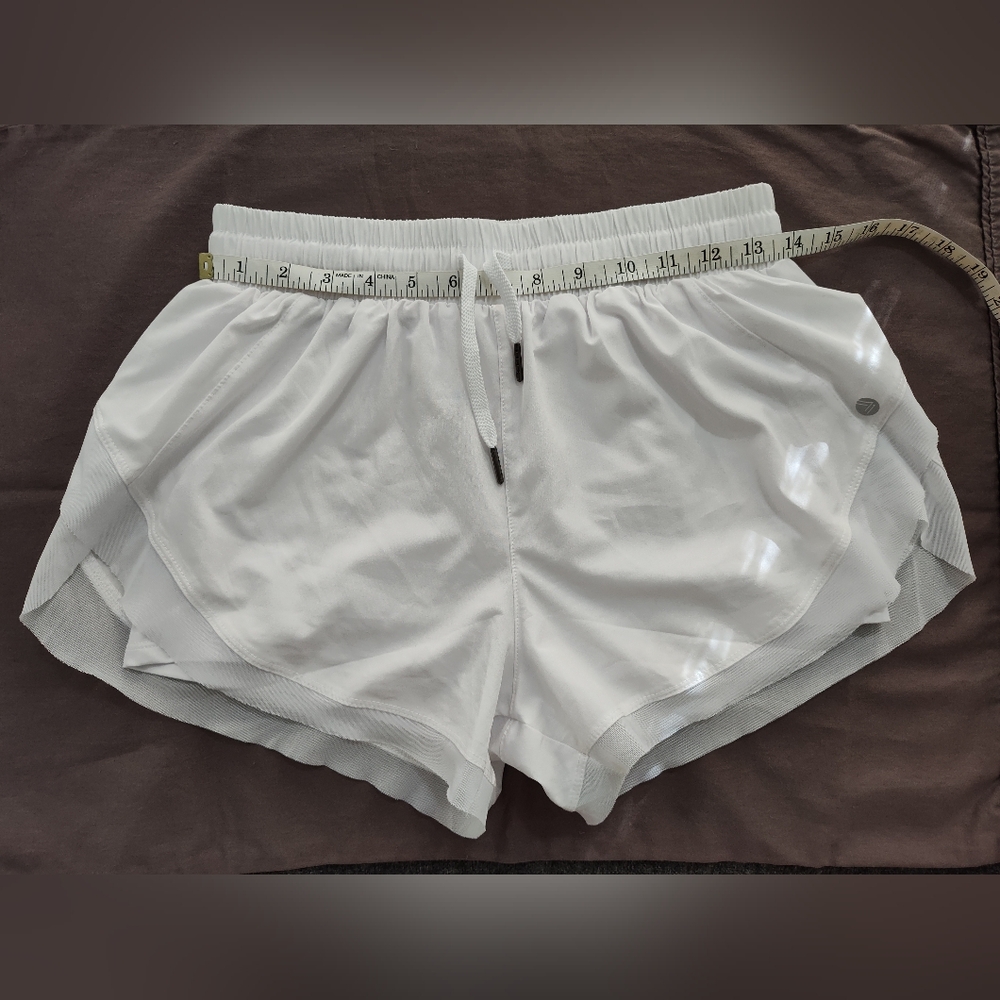 Savvi Arroyo Shorts